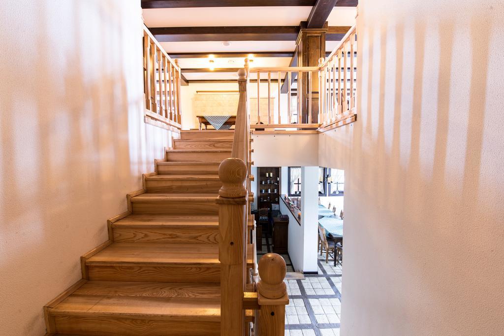 Hotel Castel Royal Mosnita Noua Zewnętrze zdjęcie