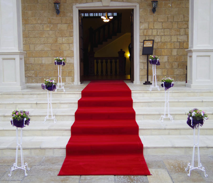 Hotel Castel Royal Mosnita Noua Zewnętrze zdjęcie